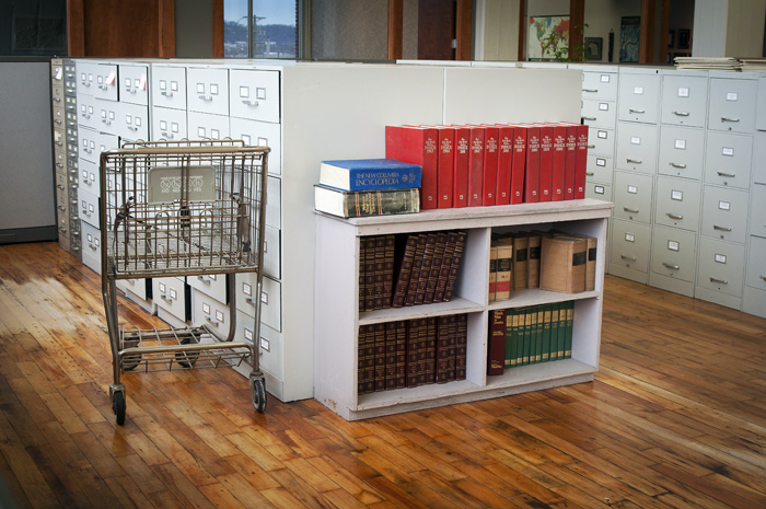 021113_17NewsroomLibraryR