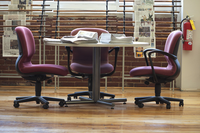 030613_40NewsroomTableRd