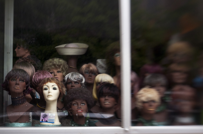 050613_101WiggingOutR