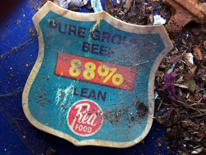 051213_107RedFoodStoreR