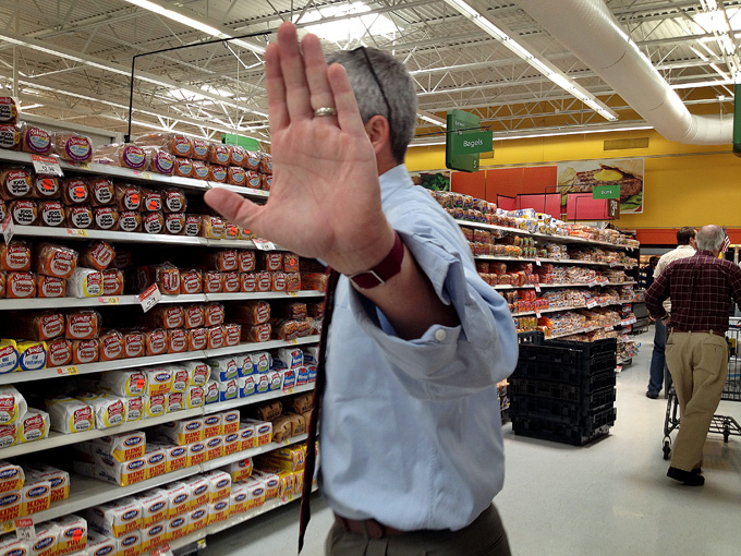 060213_128NoAutographsR