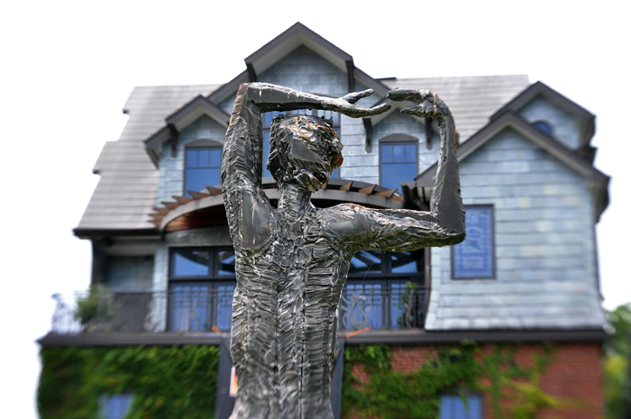 072913_185AmazonDreamsR