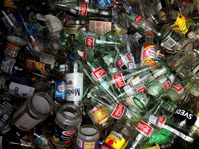 080913_196AddictionsR