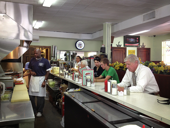 081213_199LunchCounterR