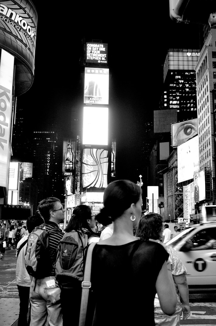 090413_222TimesSquareR