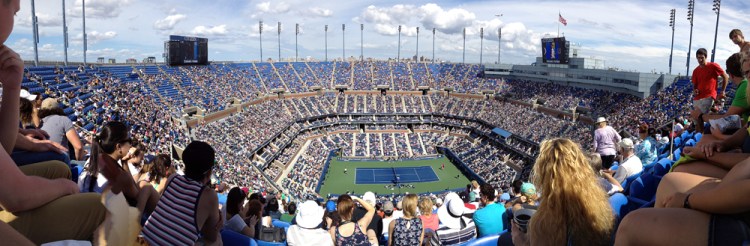 090513_223TennisFansR