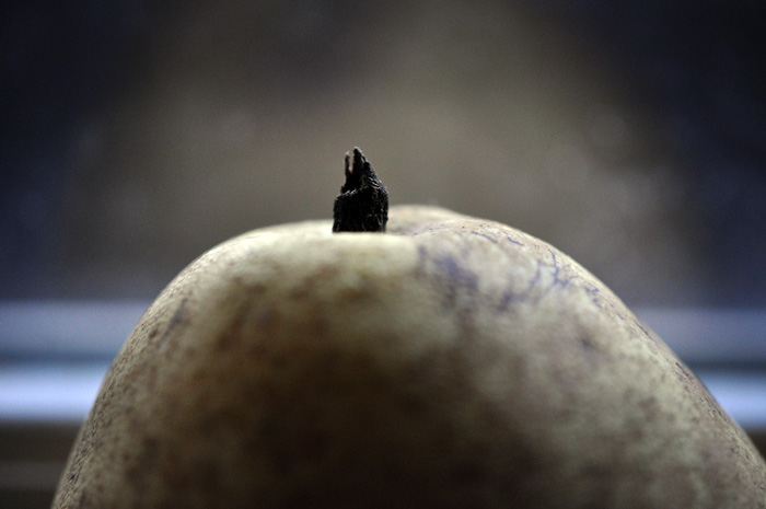 091913_237PearStillLifeR