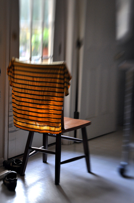 092013_238KitchenChairR
