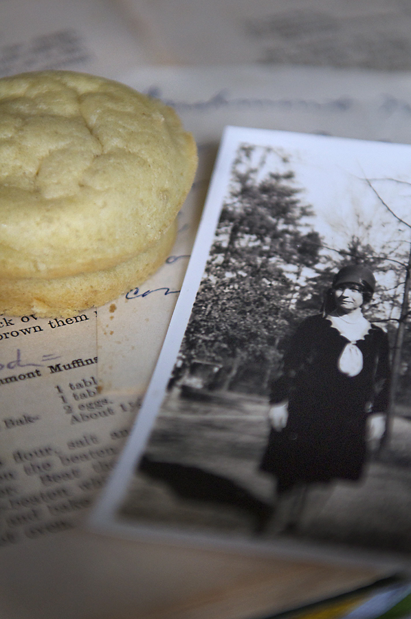 LarchmontMuffinWithMamaReady